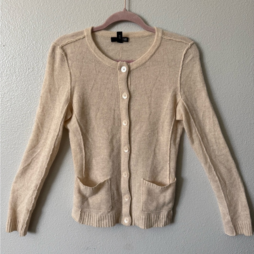 AQUA 100% Cashmere Cream Button Front Cardigan Sweater M | Classic Luxe Knit - Picture 2 of 8
